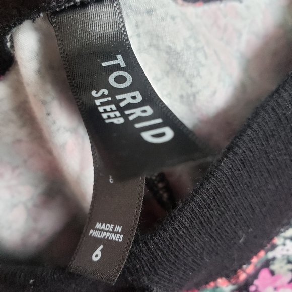 Torrid Plus Size 6 Floral Sleep pants lounge comfy 6X 30 women's - Picture 4 of 4